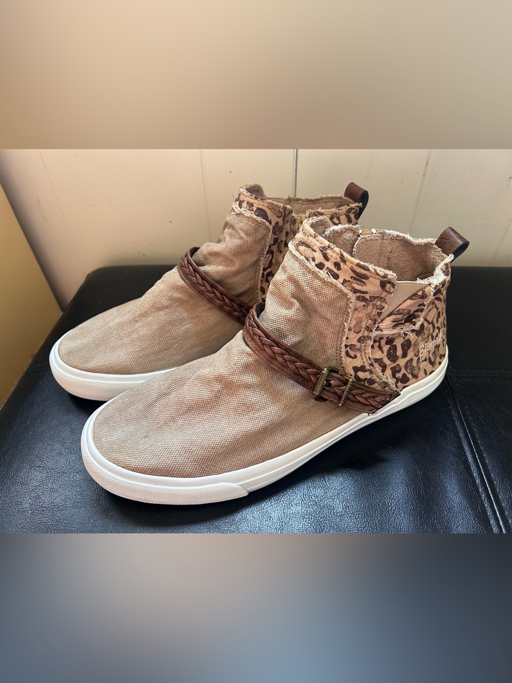 Women's Tan Leopard-Accent High-Top Sneakers Blowfish Malibu size 10